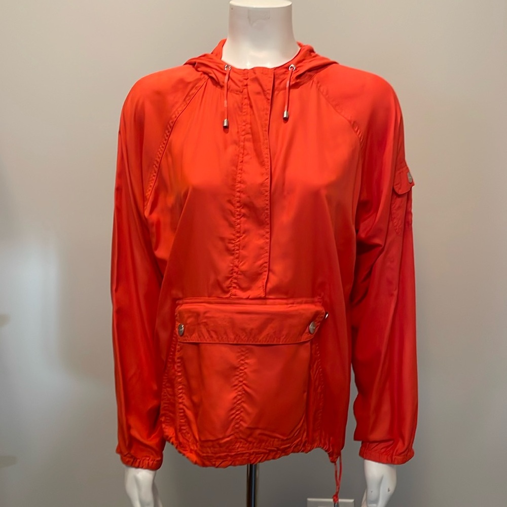 Izod Outerwear Pullover Windbreaker in Orange Size L
